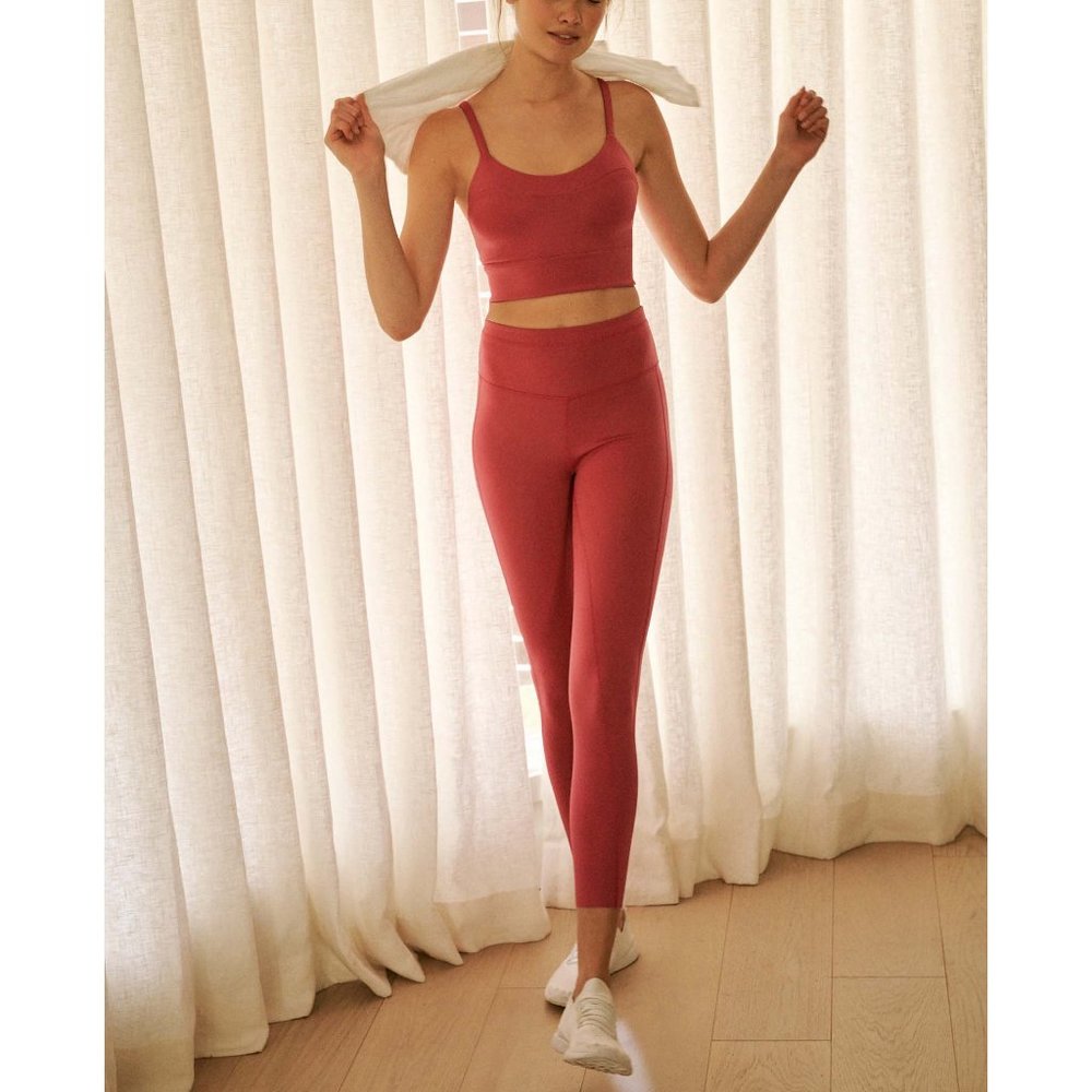 FP Movement Beat The Heat Reversible Legging /Wild Raspberry - Picture 2 of 6